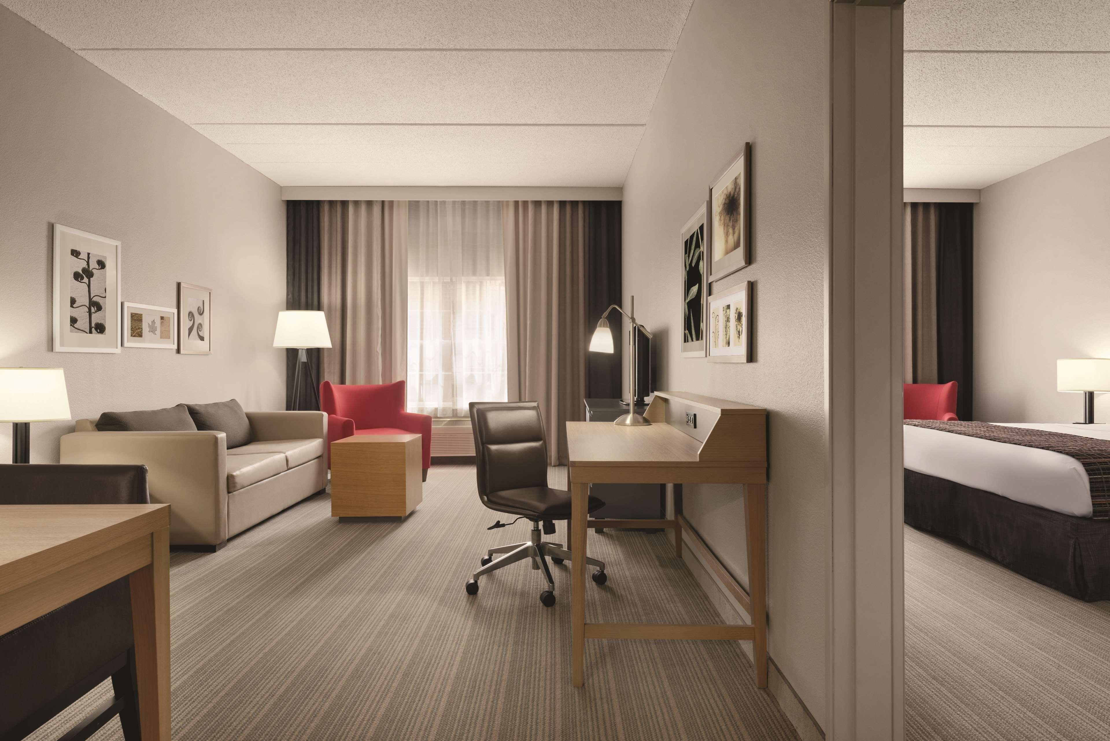 Country & By Radisson, Coralville, Ia Coralville