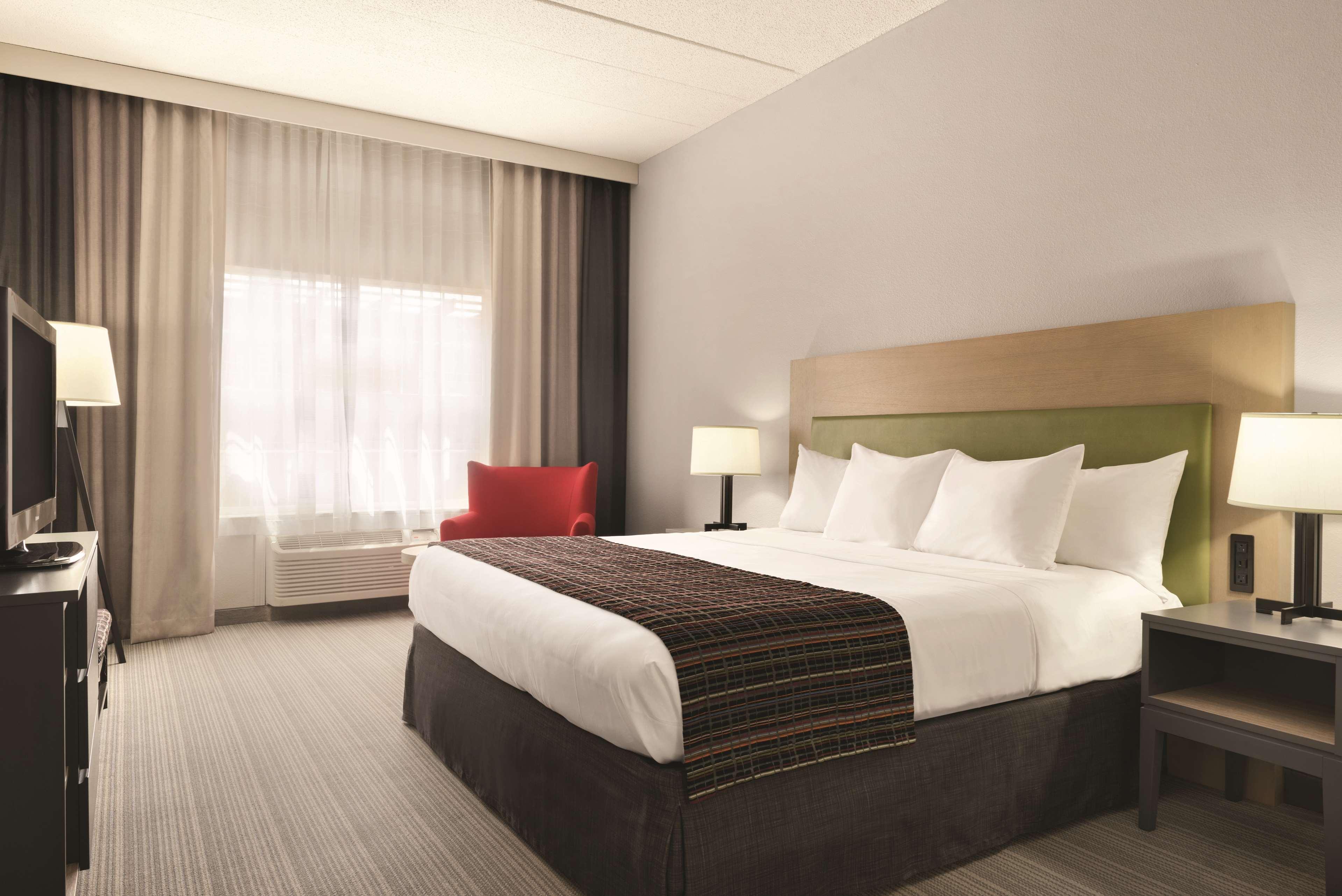 Country & By Radisson, Coralville, Ia